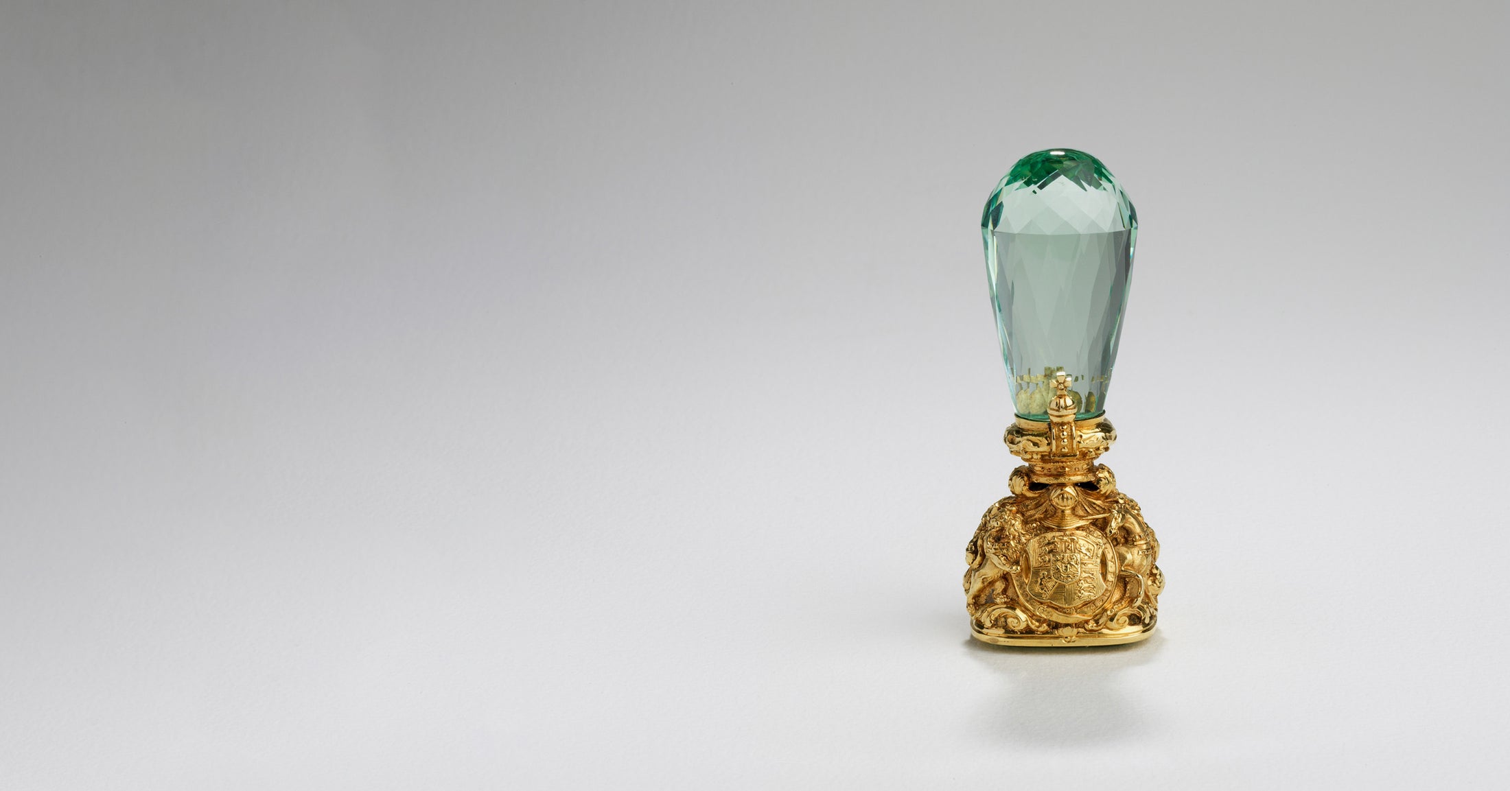 Beautiful desk seal from the Matrix Collection