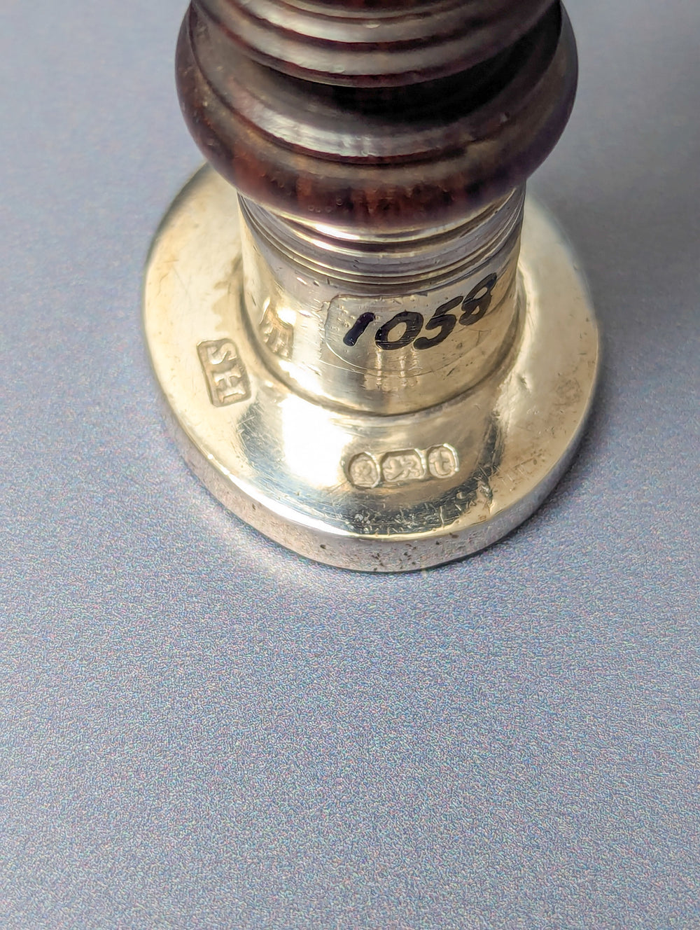 c1794 English Rosewood Makers' Mark Silver Armorial Desk Seal
