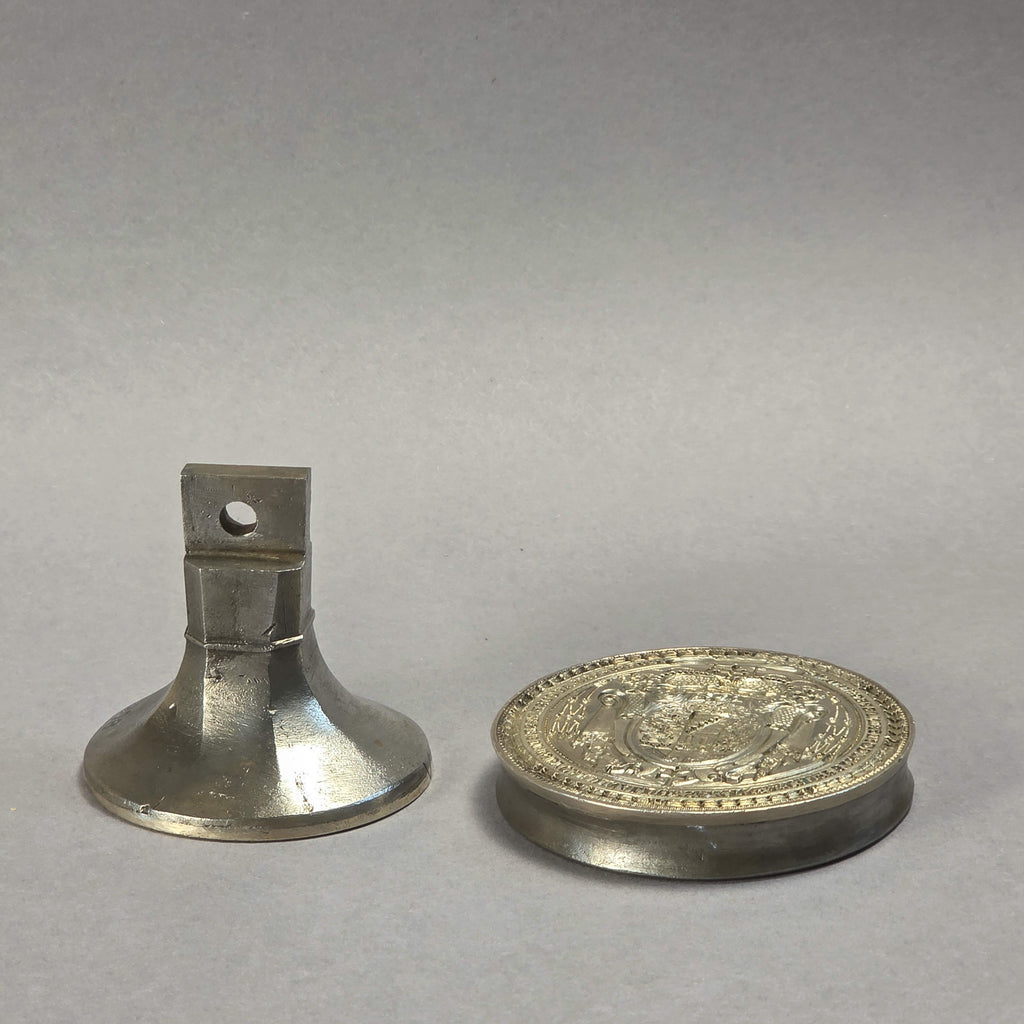 A SET OF TWO EARLY 18TH CENTURY RELIGIOUS SEALS FROM THE COLLECTION OF DUKE CHRISTIAN AUGUST OF SAXONY-ZEITZ