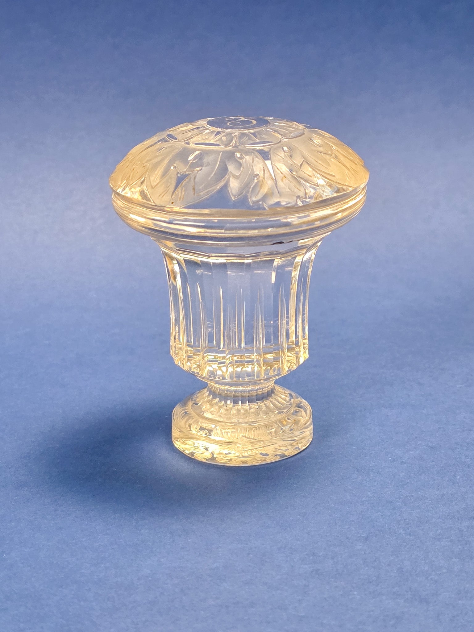A LARGE 19TH CENTURY CONTINENTAL MILITARY ROCK CRYSTAL DESK SEAL