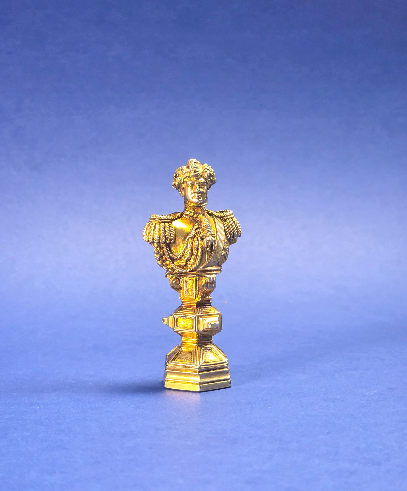 A FINE EARLY 19TH CENTURY SILVER GILT DESK SEAL ENGLISH CIRCA 1820, UNMARKED