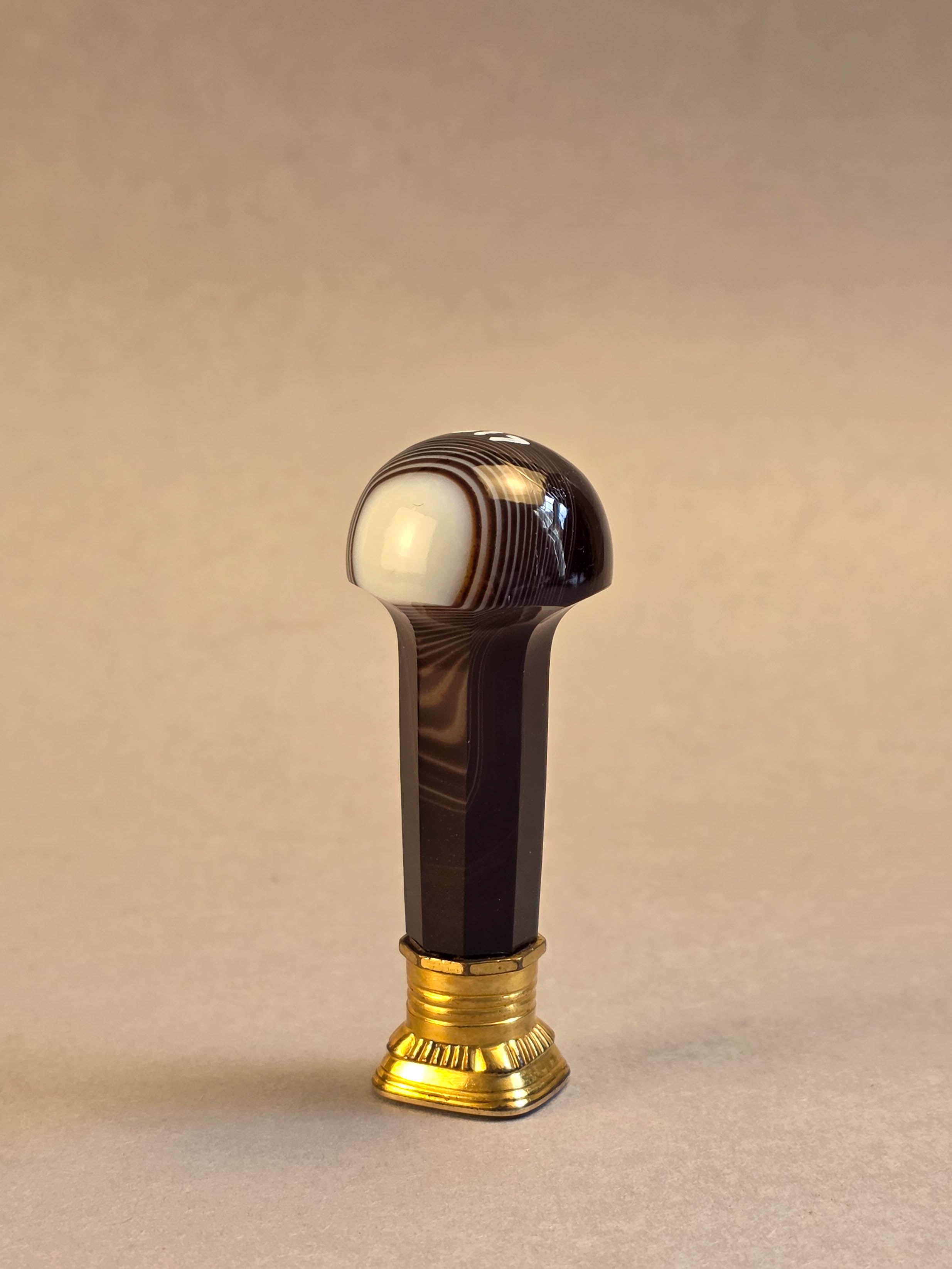 ENGLISH 19THC AGATE, GILT & CARNELIAN ARMORIAL DESK SEAL - HAY CLAN