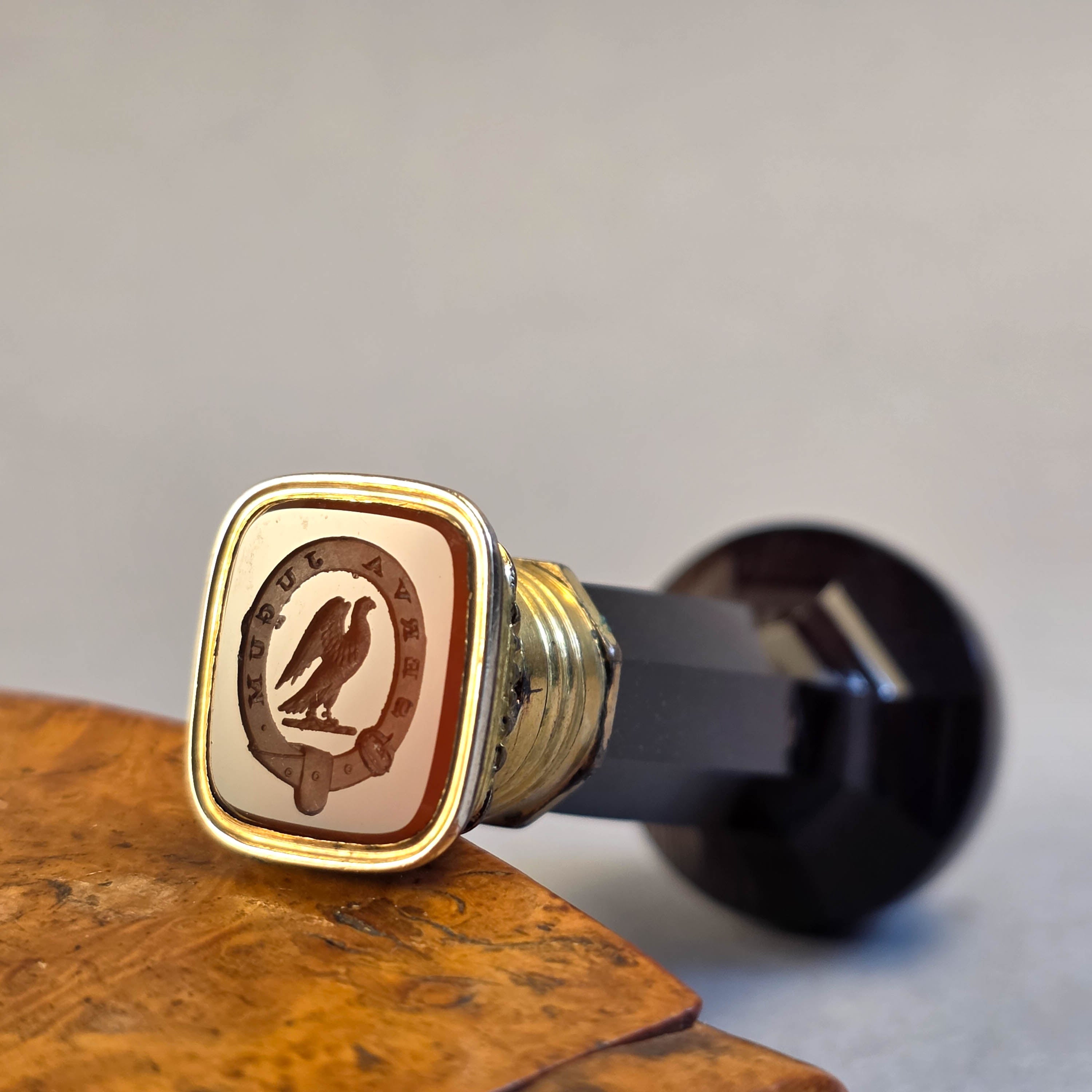 ENGLISH 19THC AGATE, GILT & CARNELIAN ARMORIAL DESK SEAL - HAY CLAN