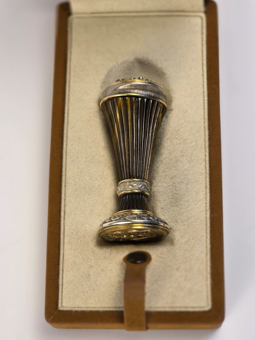 THE GIBB GOLD, SILVER & TIGER'S EYE DESK SEAL