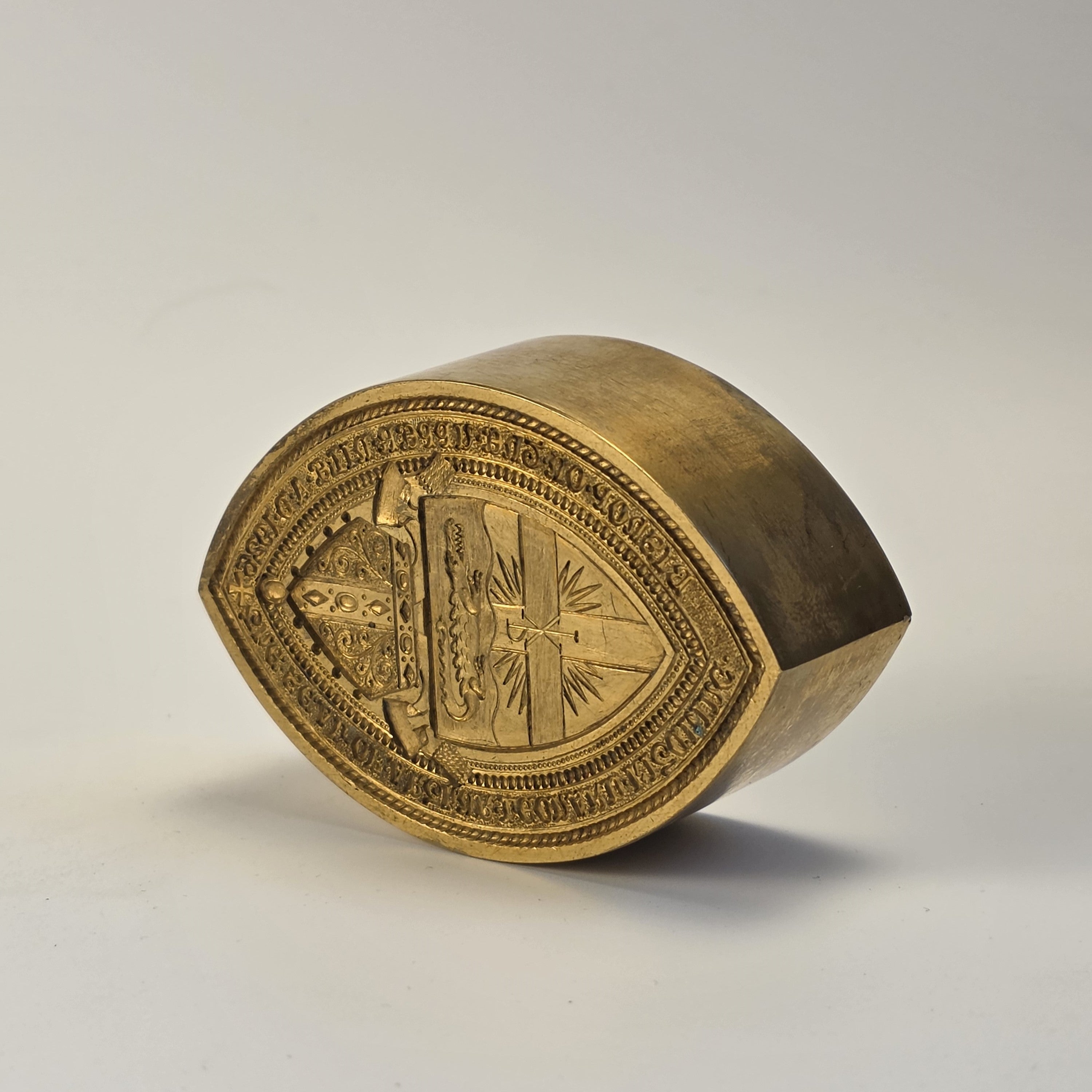 THE ARTHUR KITCHING DESK SEAL BISHOP ON THE UPPER NILE 1926