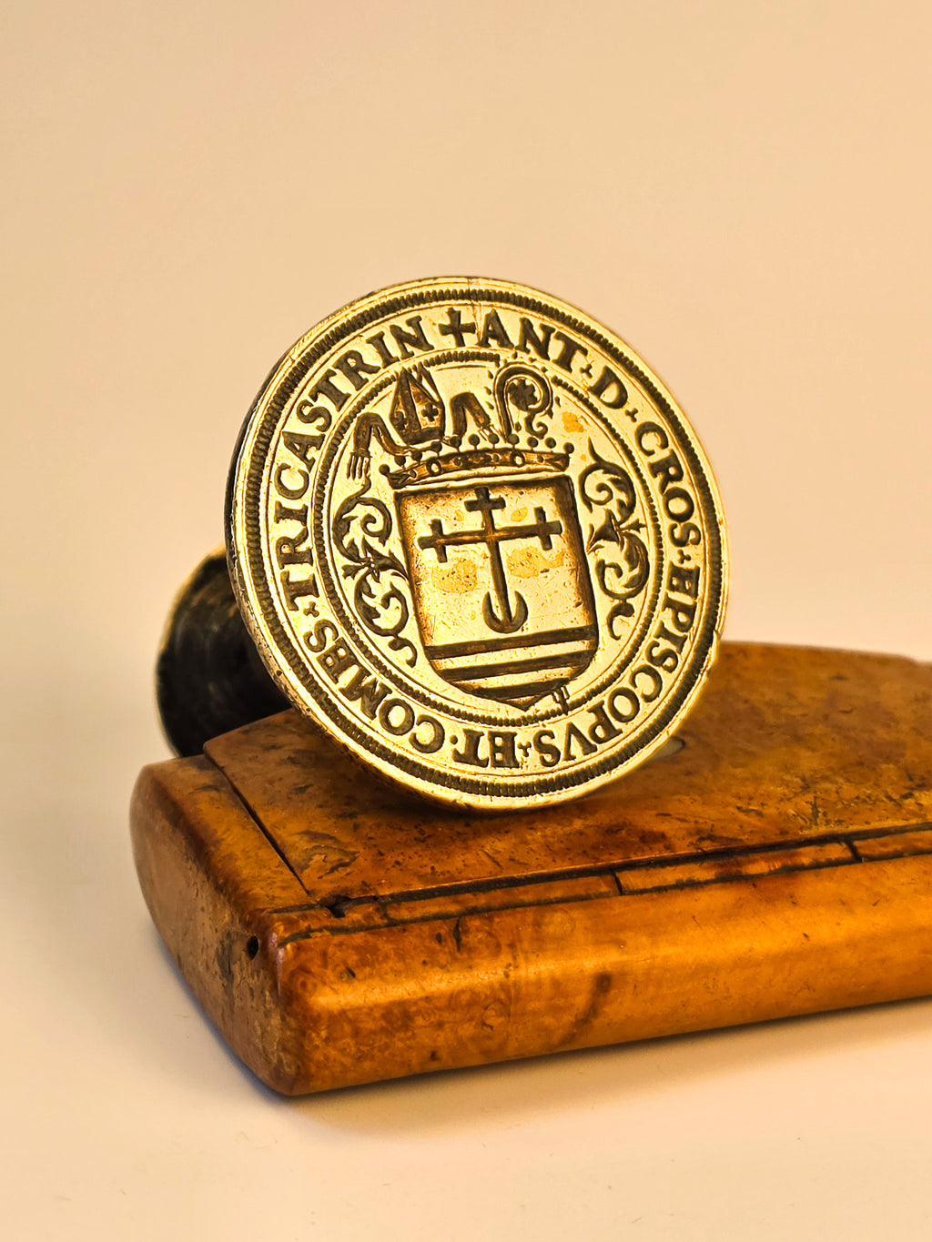 c1599 DOUBLE-ENDED BISHOP OF SAINT-PAUL-TROIS-CHÂTEAUX DESK SEAL