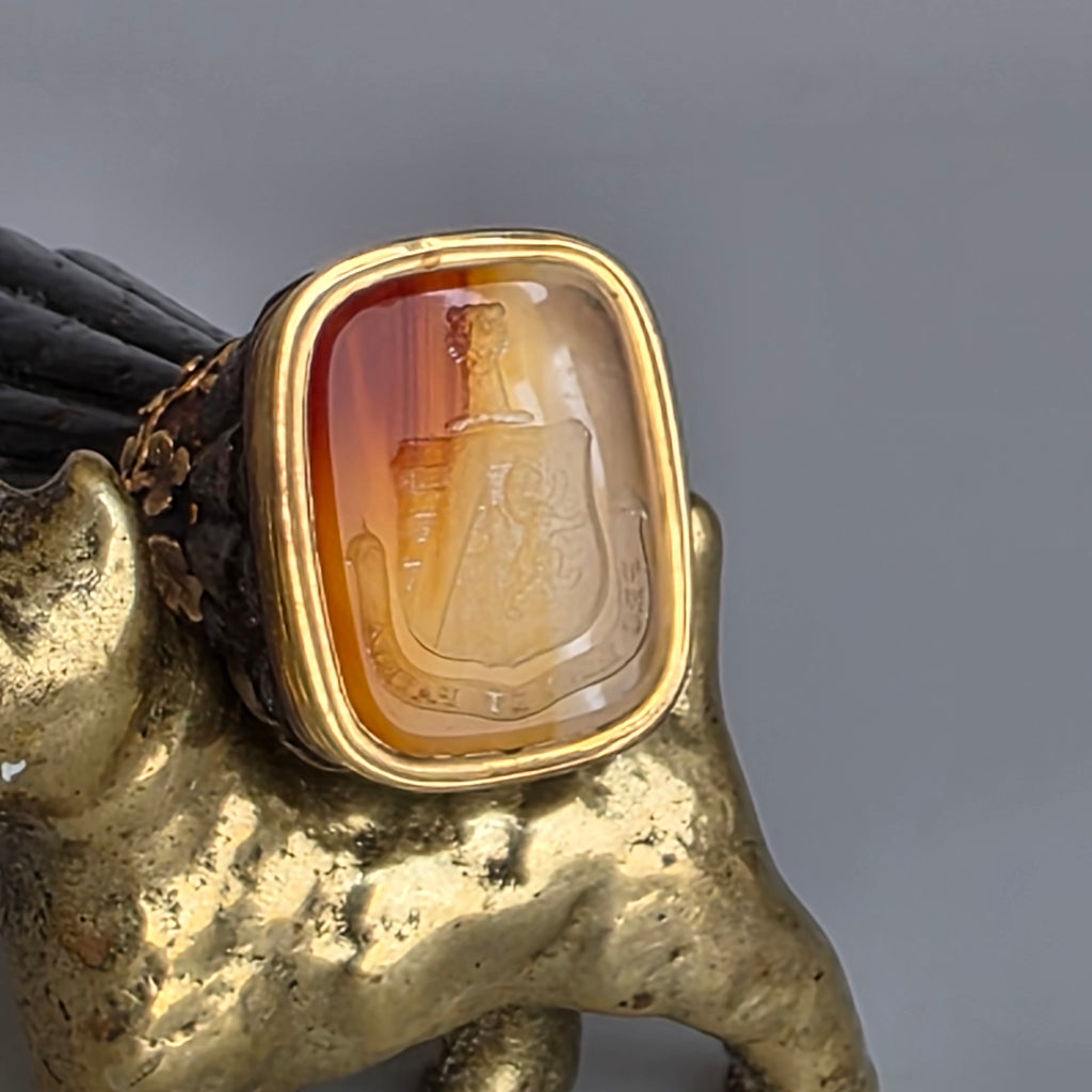 IRISH BOG OAK, GOLD AND AGATE ARMORIAL DESK SEAL