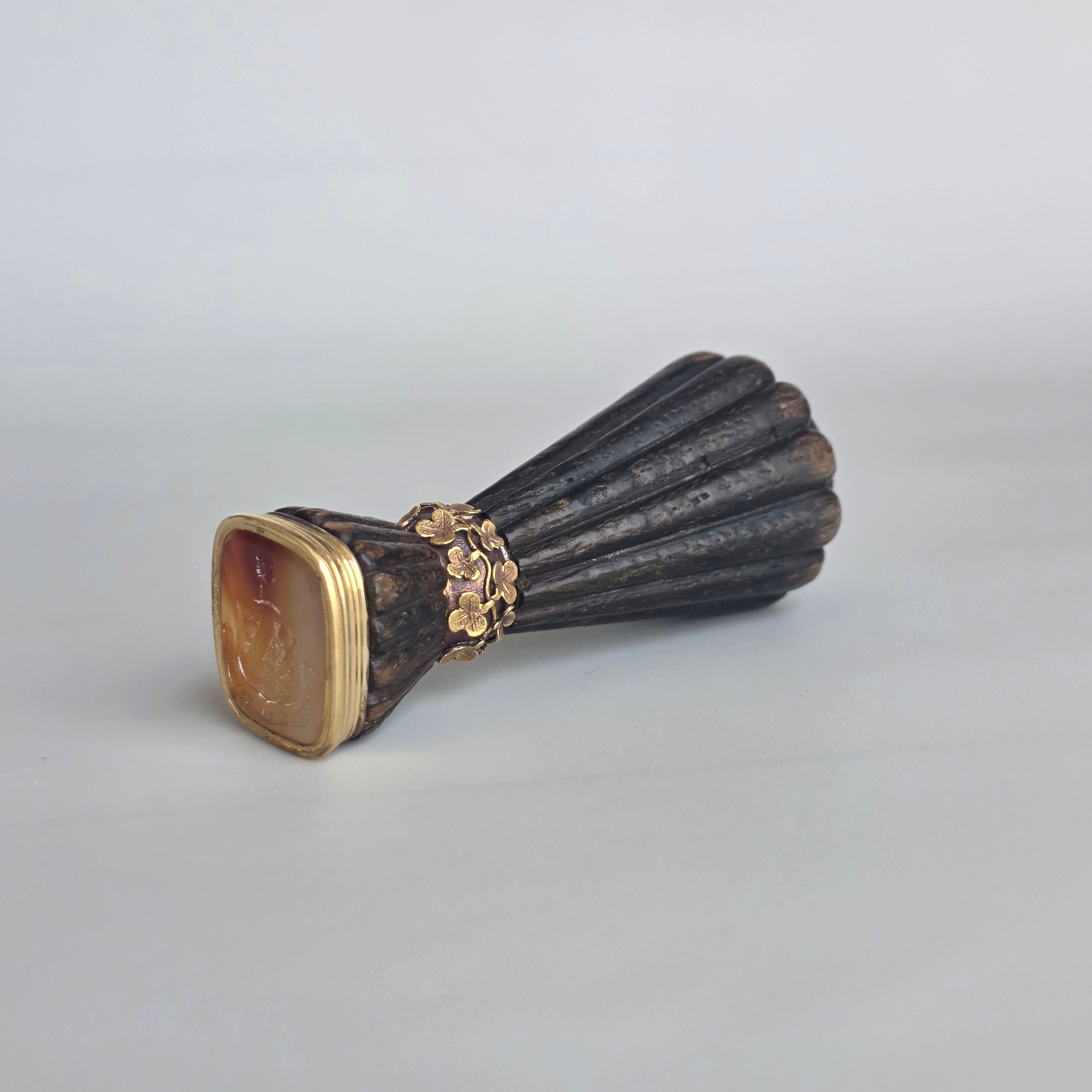 IRISH BOG OAK, GOLD AND AGATE ARMORIAL DESK SEAL