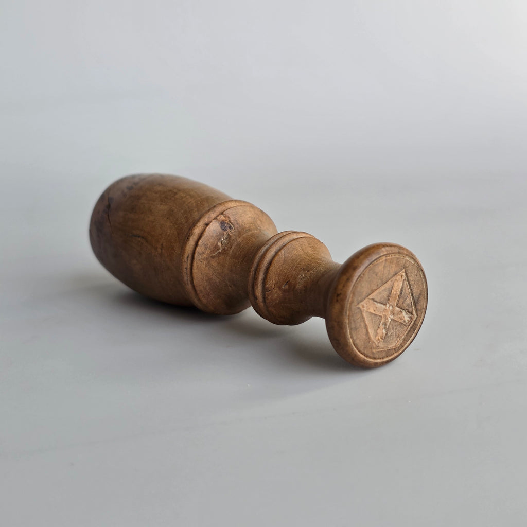 WOODEN SHRIEVAL ENGLISH DESK SEAL, TREWITHEN ESTATE, CORNWALL