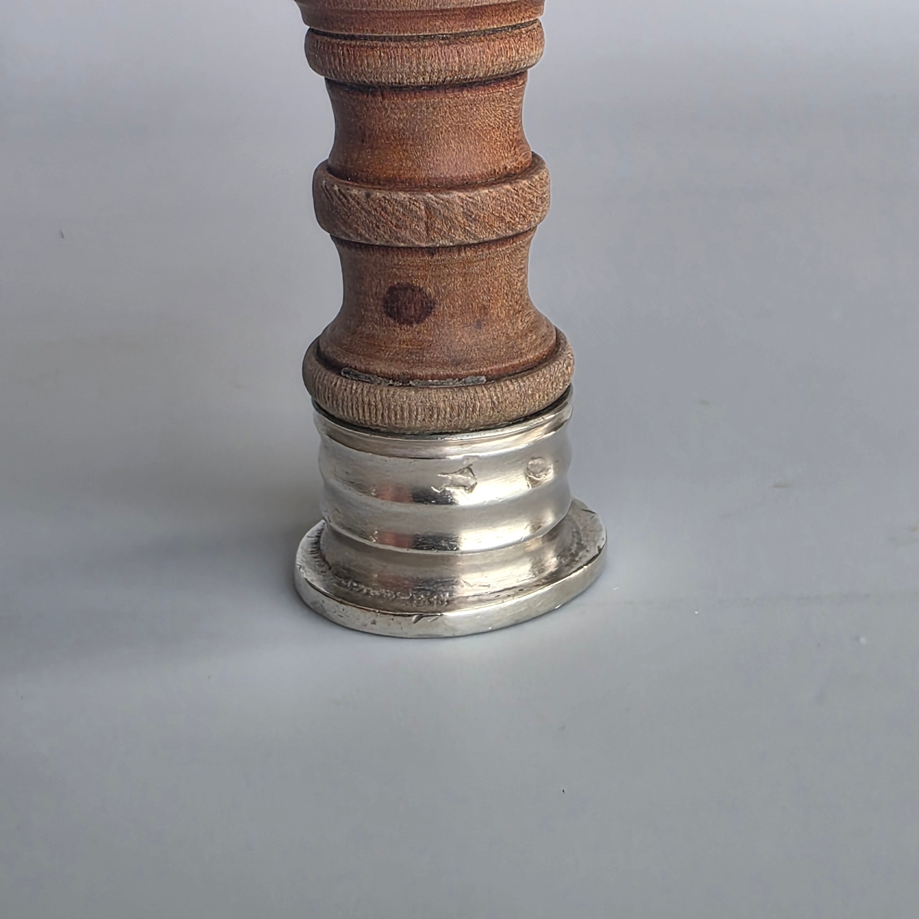SILVER AND WOOD FRENCH MARQUIS' ARMORIAL DESK SEAL