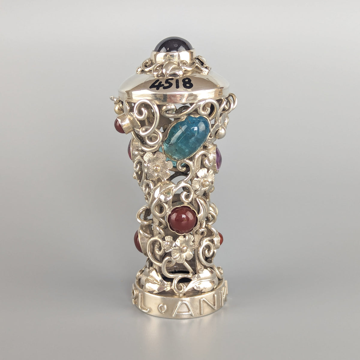Antique wax seal set with precious stones