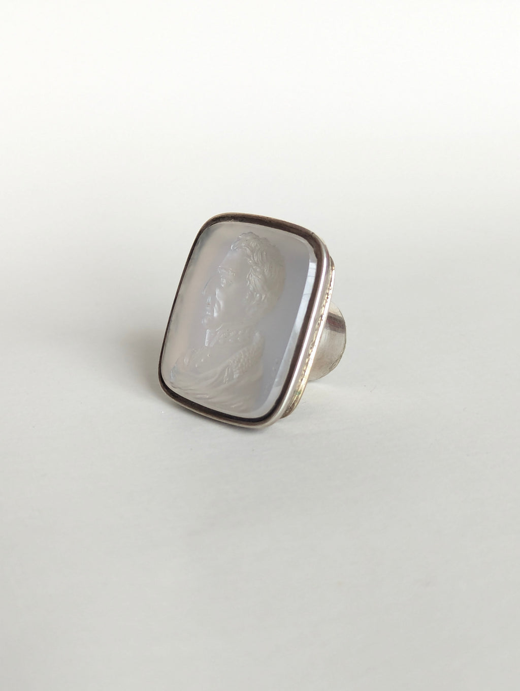 1ST DUKE WELLINGTON 18THC ENGLISH HARDSTONE SILVER DESK SEAL