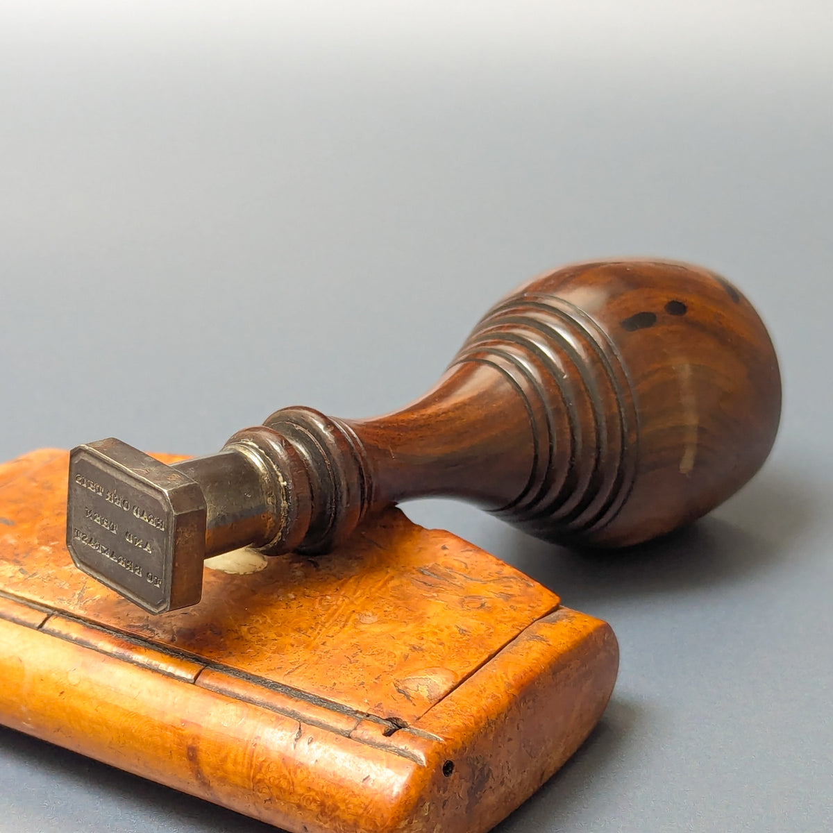 19thC Mahogany and Steel READ O'ER THIS AND THEN TO BREAKFAST Desk Seal
