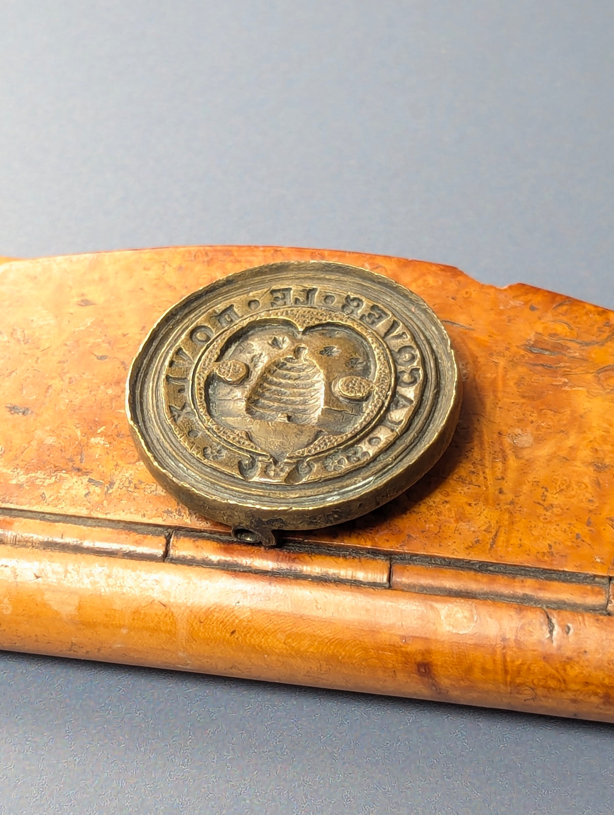 17thC Brass Personal Seal Beehive - IAQVES LE DOULX