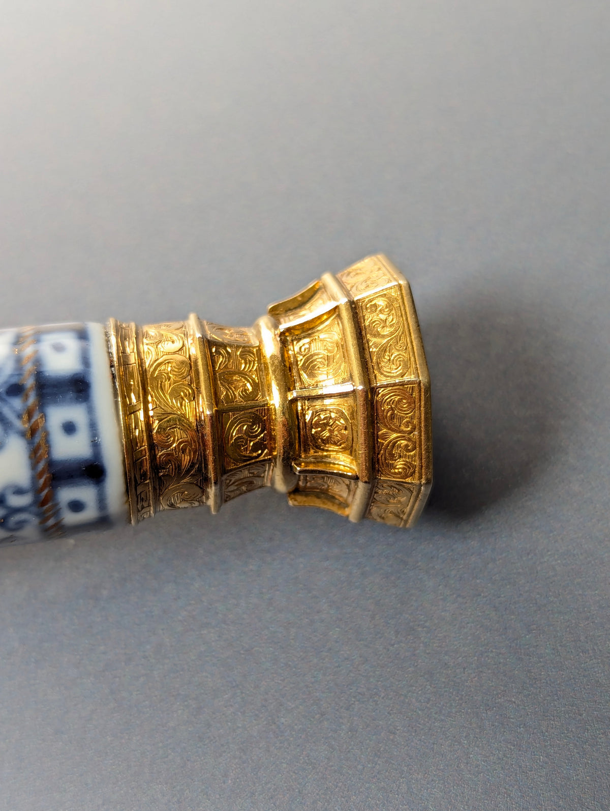 Fine Elaborate Gold Mounted Ceramic Armorial Seymour Tollemarche Duke of Somerset Desk Seal