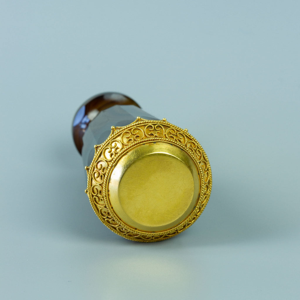 Gold cap on an english antique wax seal