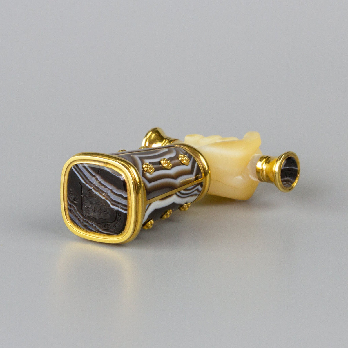 Hand wax seal with agate handle and engraved matrix