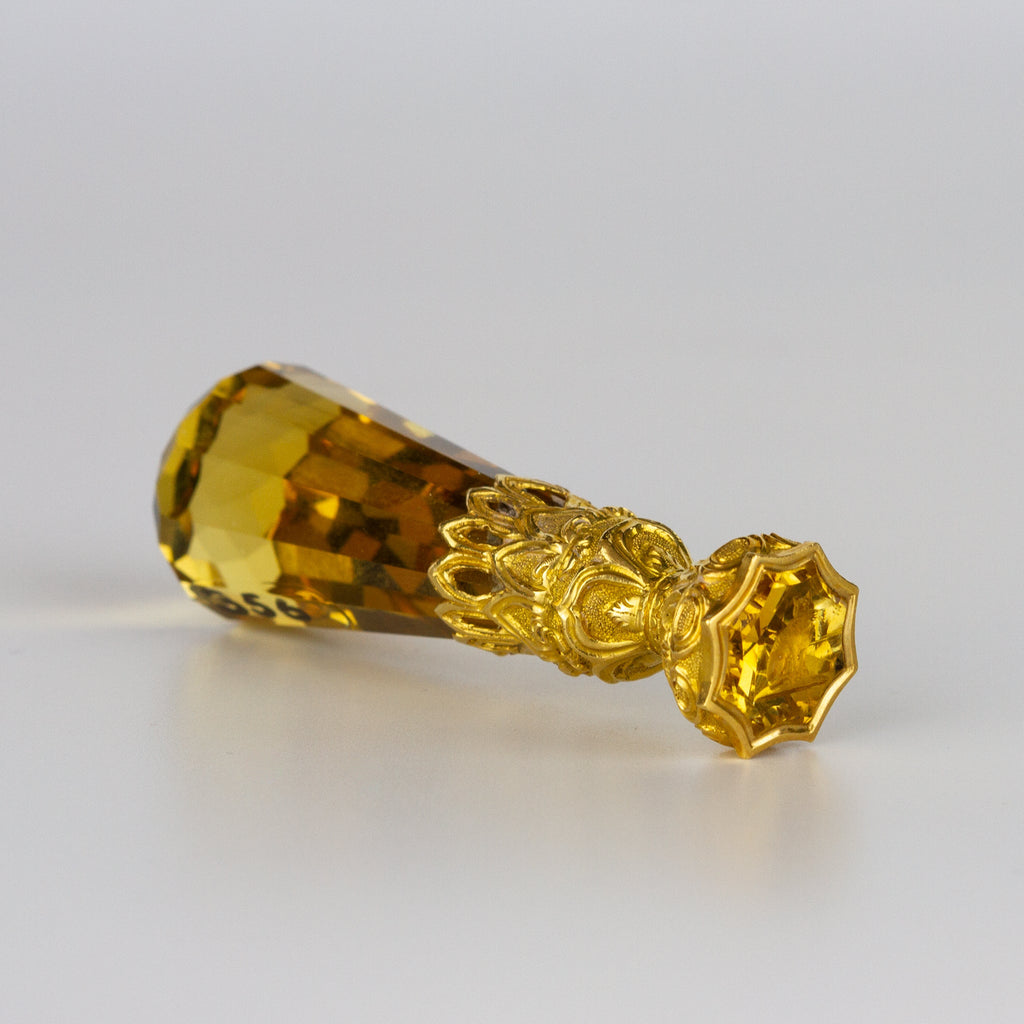 Faceted Citrine and Gold 'Cat' Desk Seal
