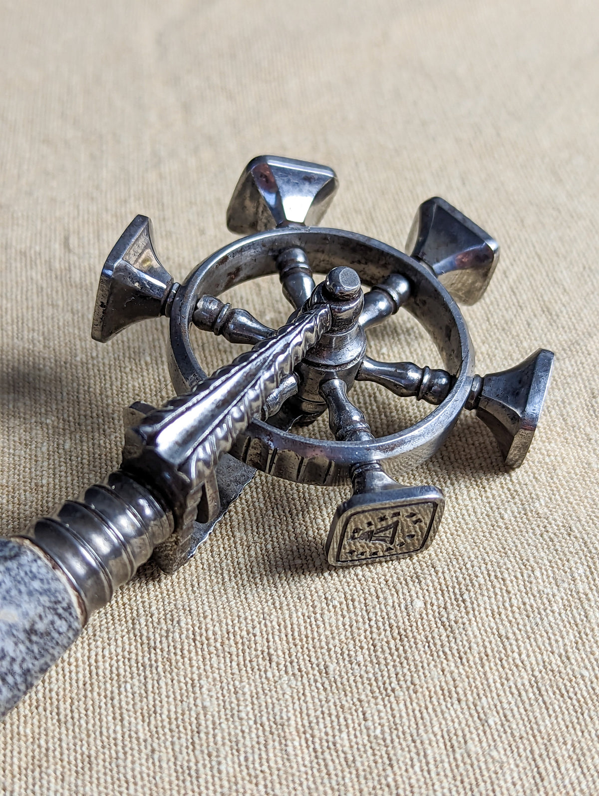 Granite & Steel Spinning Wheel Desk Seal