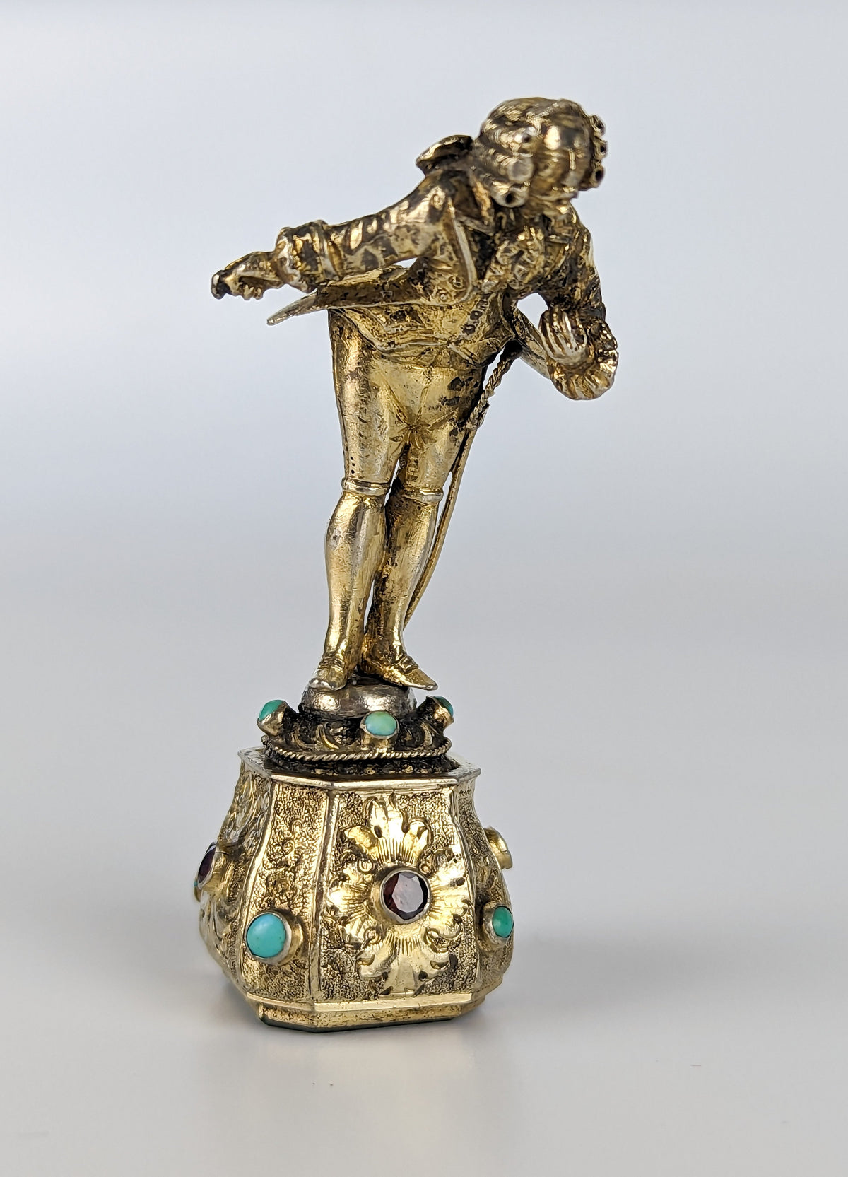 A Silver Gilt Figurine of Comical Bowing Gent Desk Seal