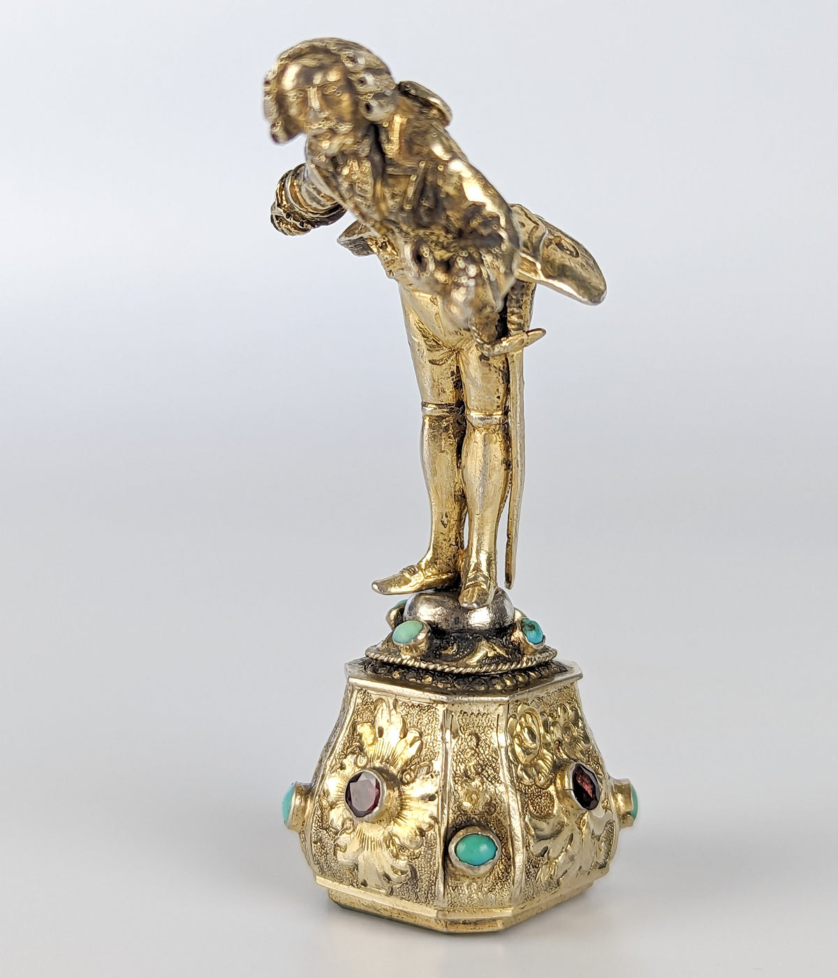 A Silver Gilt Figurine of Comical Bowing Gent Desk Seal
