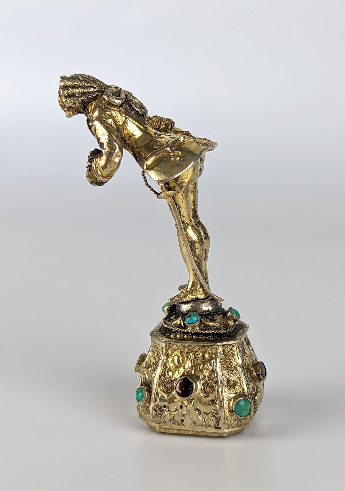 A Silver Gilt Figurine of Comical Bowing Gent Desk Seal